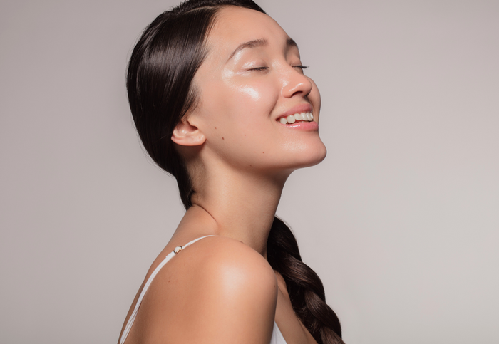 The Depuff & Lift Facial by LABAREAU
